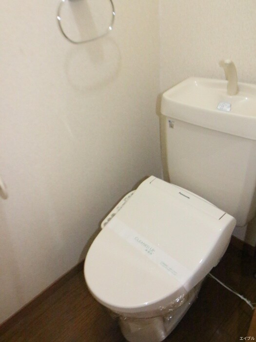 物件内観写真12　(トイレ)