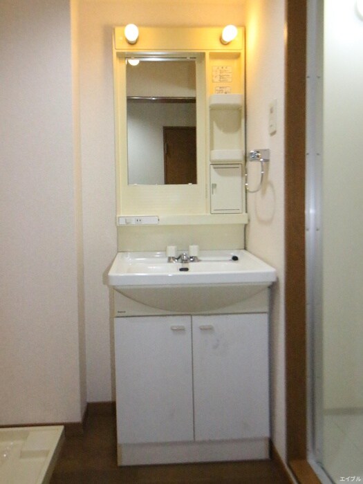 物件内観写真13　(洗面)