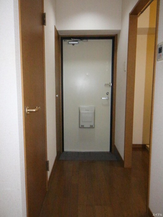 物件内観写真18　(廊下)