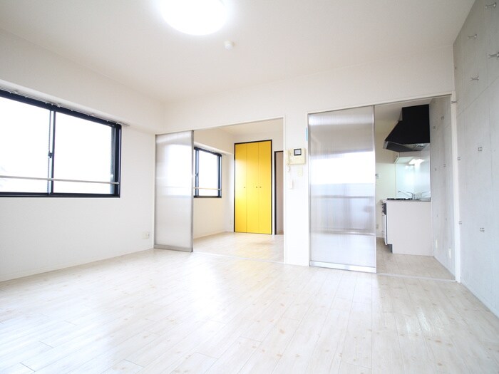 物件内観写真8　(居室)