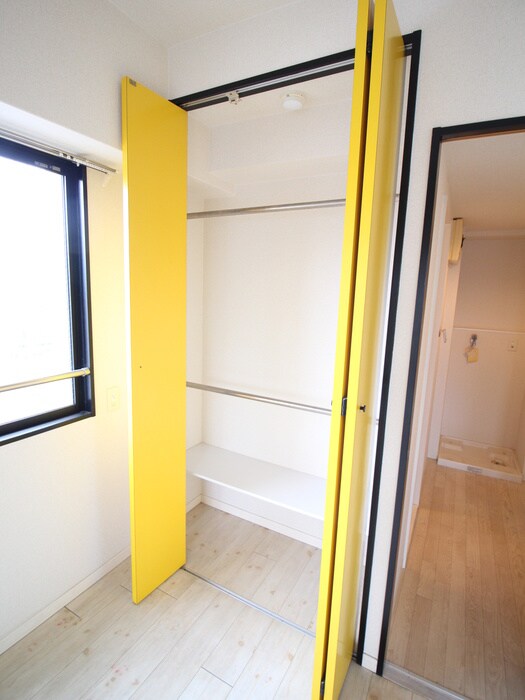 物件内観写真15　(収納)