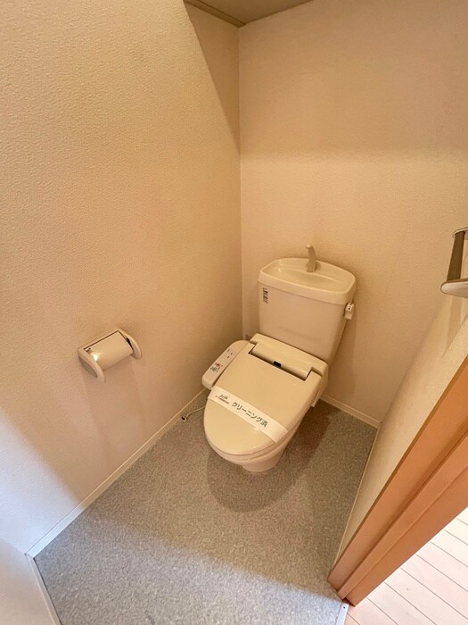 物件内観写真6　(トイレ)