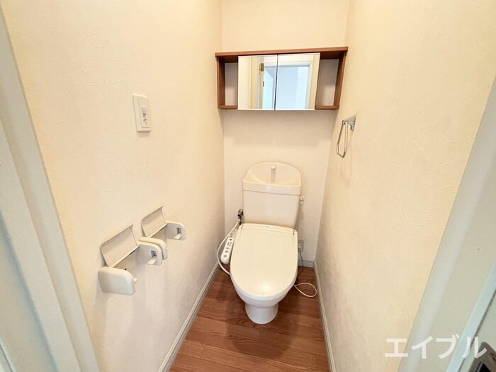 物件内観写真12　(トイレ)