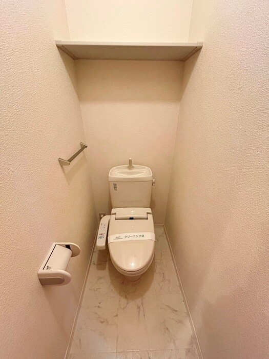 物件内観写真6　(トイレ)