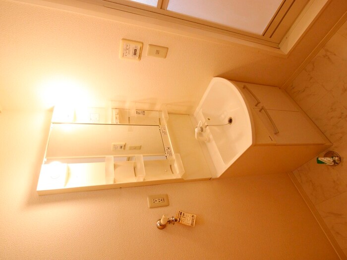 物件内観写真6　(洗面)