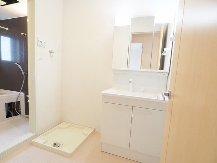 物件内観写真11　(洗面)