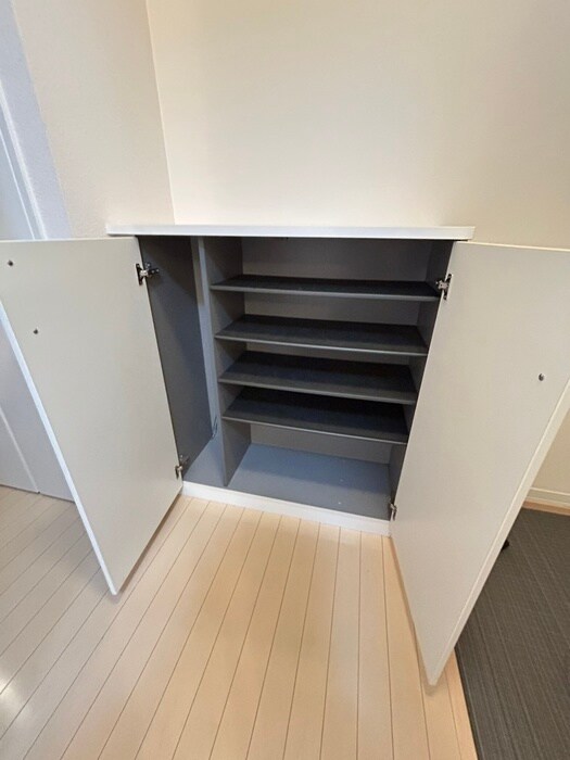 物件内観写真9　(靴箱)