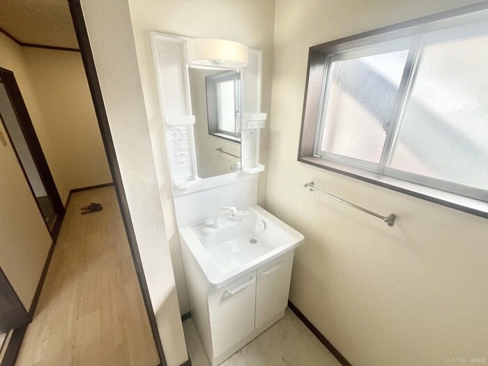 物件内観写真5　(洗面)