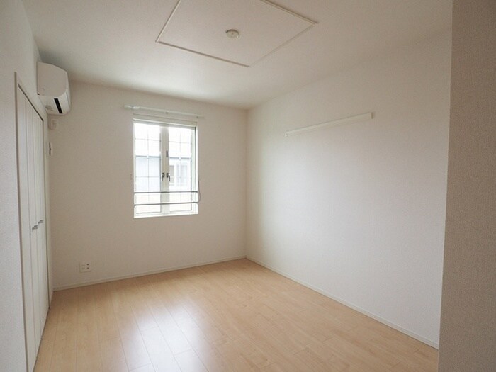 物件内観写真12　(内観写真)