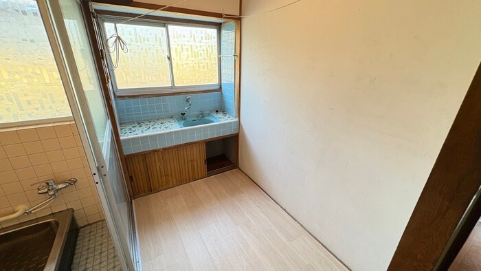 物件内観写真9　(洗面)