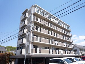 グリ－ンコ－ト長丘外観写真