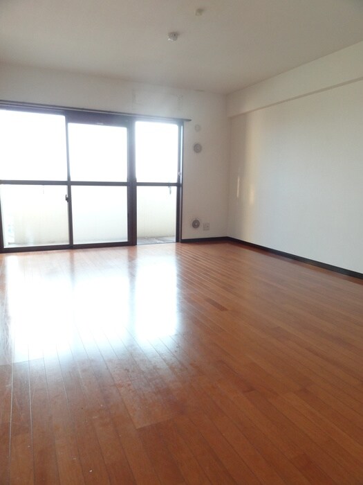 物件内観写真6　(居室)