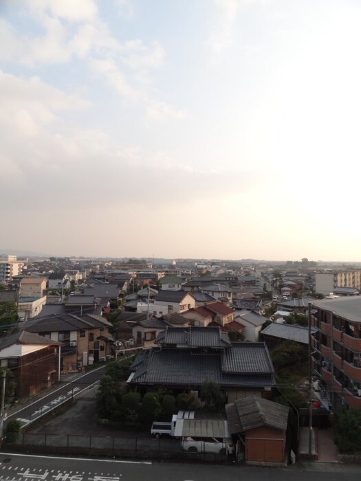 物件内観写真14　(室内からの展望)