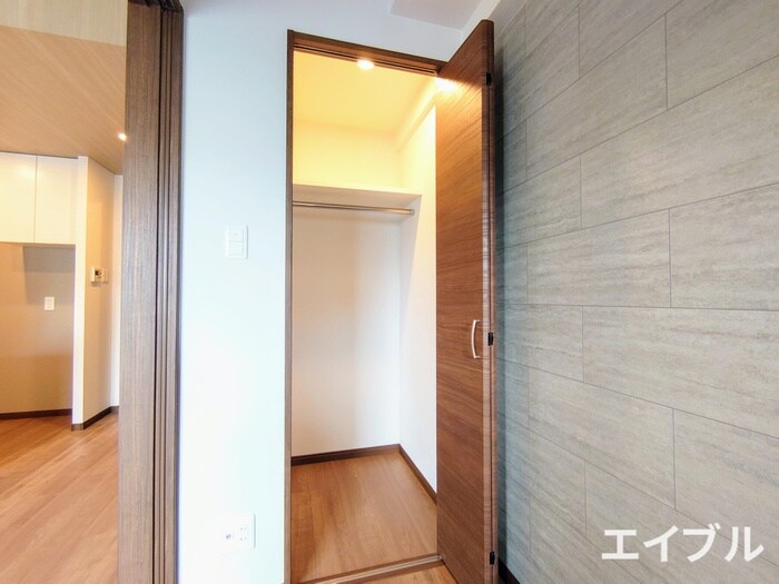 物件内観写真13　(収納)