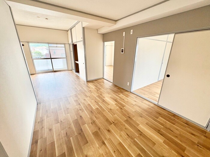 物件内観写真8　(居室)