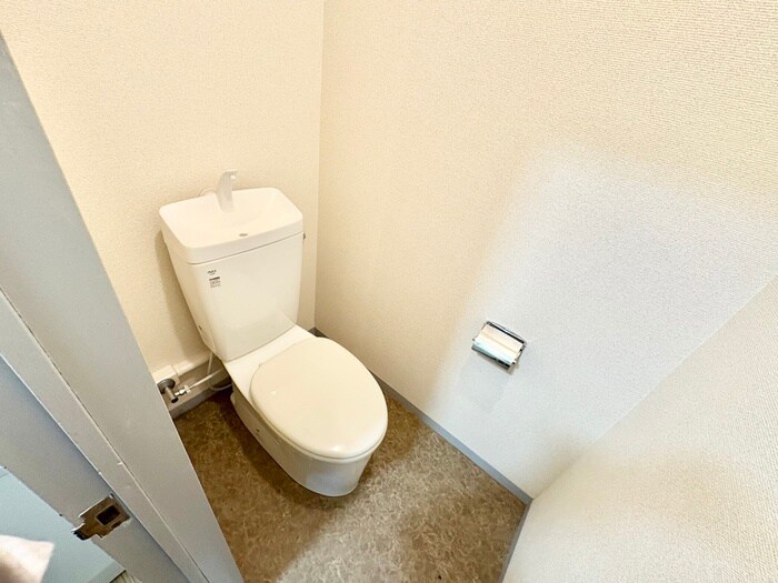 物件内観写真13　(トイレ)