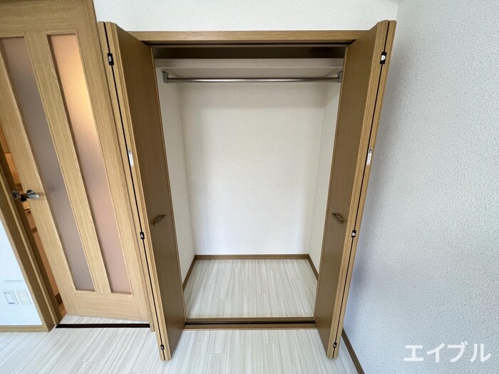 物件内観写真10　(収納)
