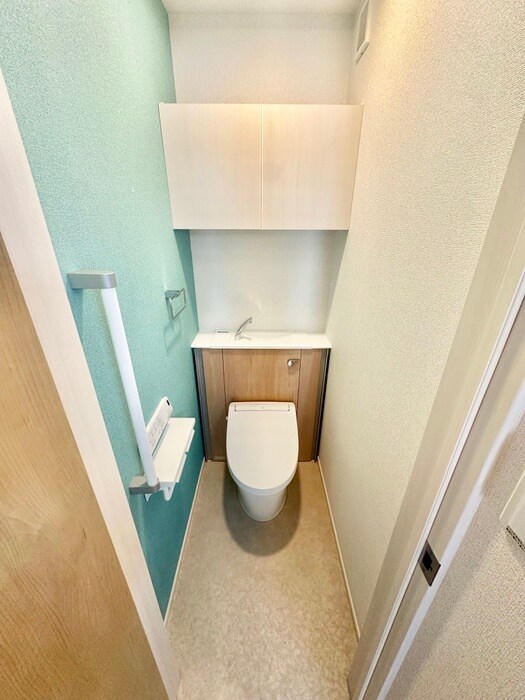 物件内観写真8　(トイレ)