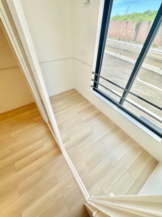 物件内観写真12　(内観写真)