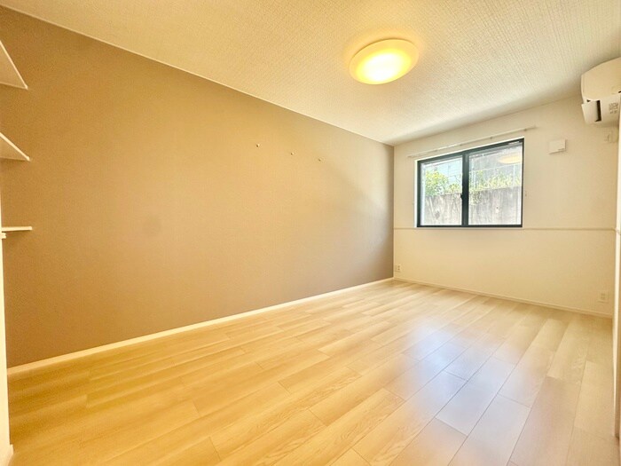 物件内観写真18　(廊下)