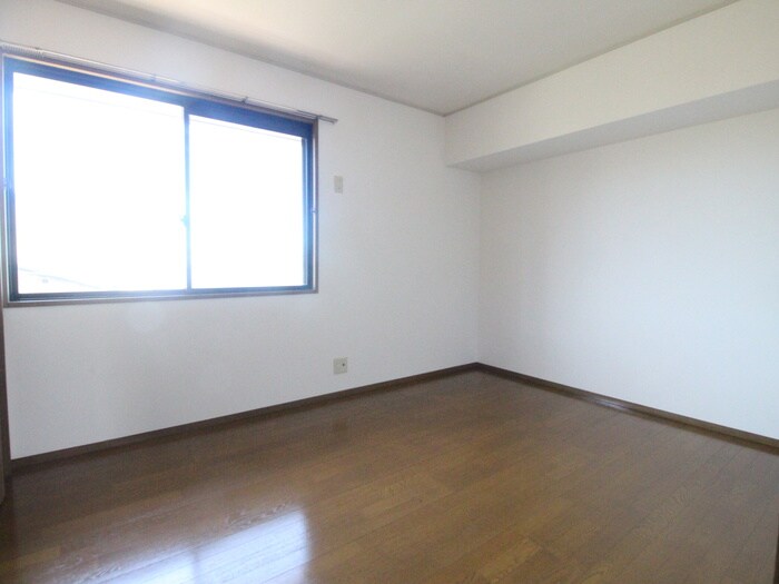 物件内観写真6　(居室)