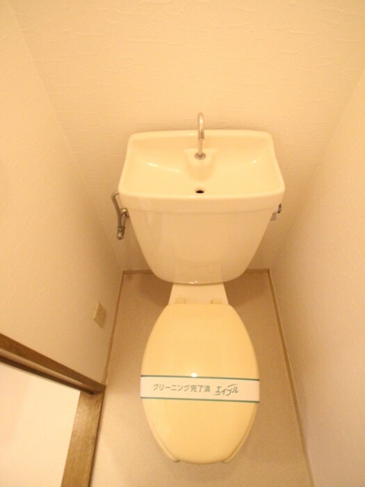 物件内観写真10　(トイレ)