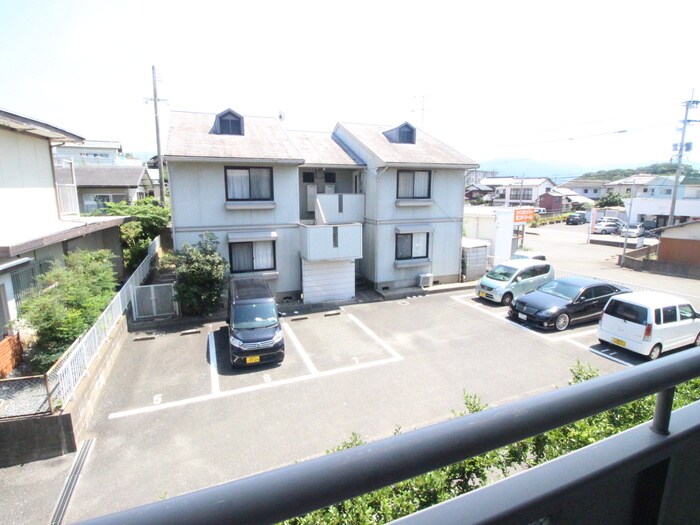 物件内観写真17　(室内からの展望)