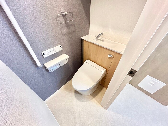 物件内観写真10　(トイレ)