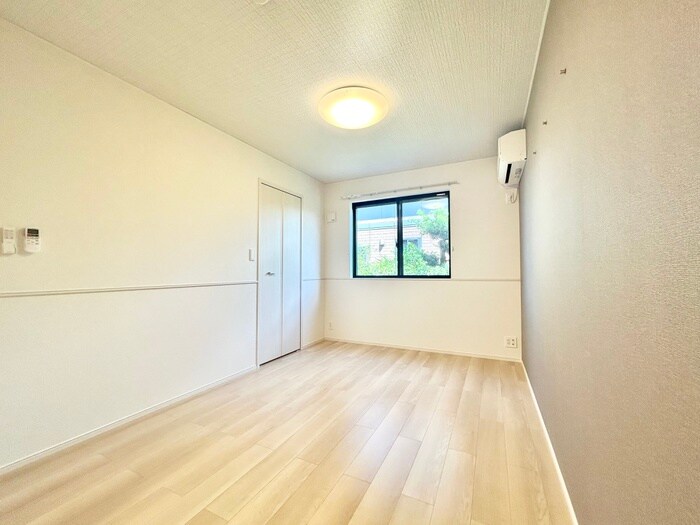 物件内観写真16　(内観写真)