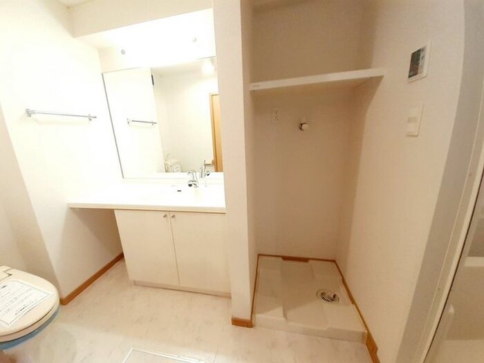 物件内観写真10　(洗面)