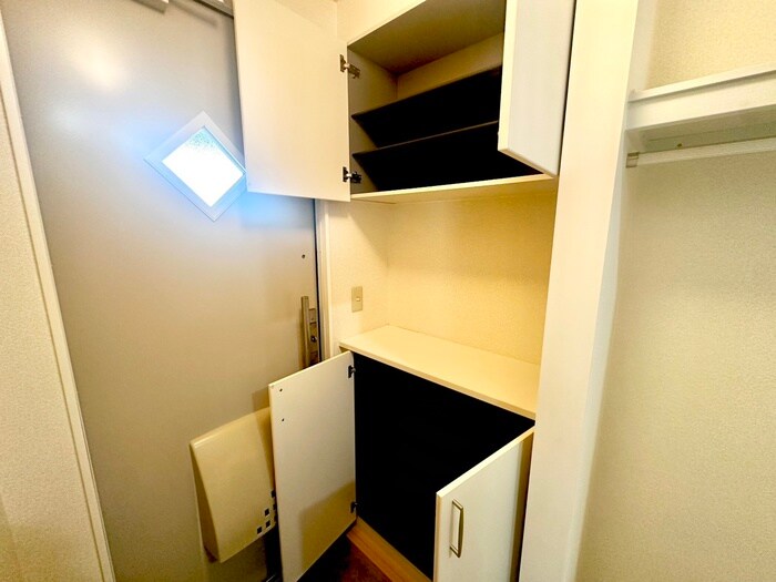 物件内観写真9　(室内からの展望)