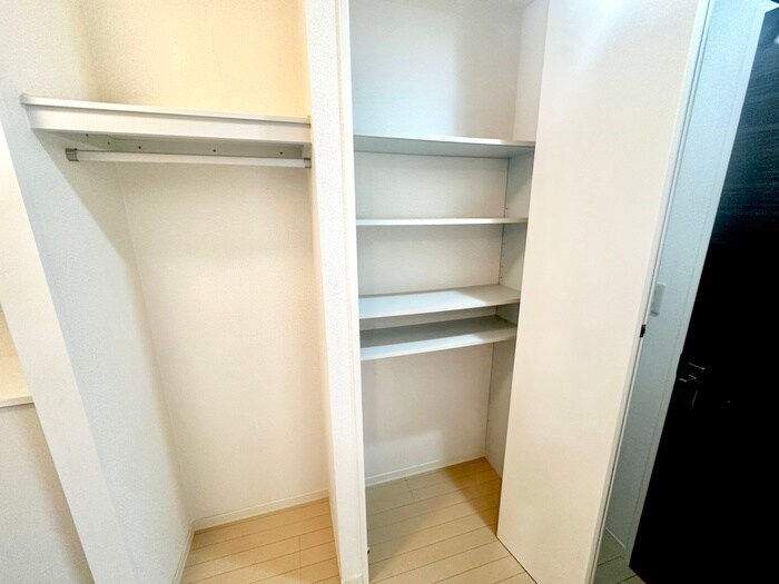 物件内観写真11　(収納)