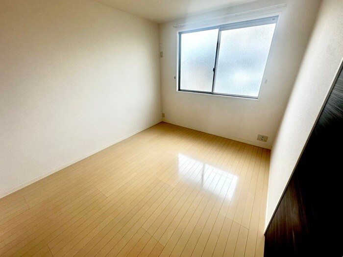 物件内観写真12　(居室)