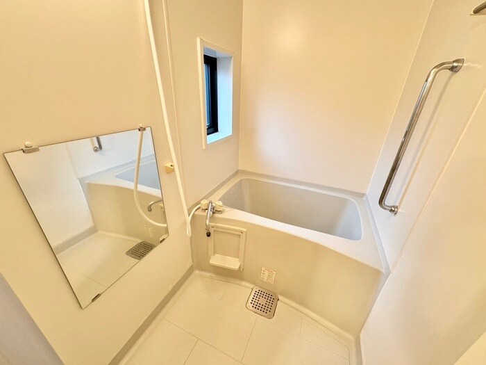 物件内観写真12　(バス／シャワールーム等)