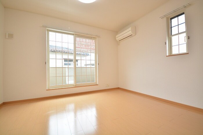 物件内観写真15　(居室)