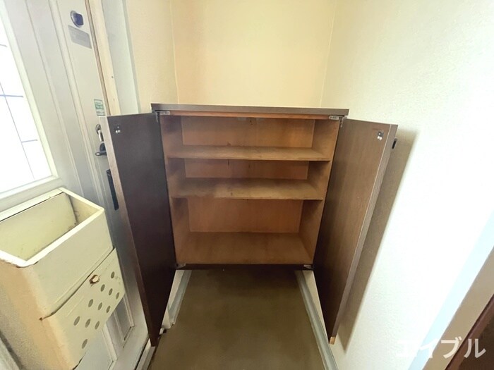 物件内観写真12　(靴箱)