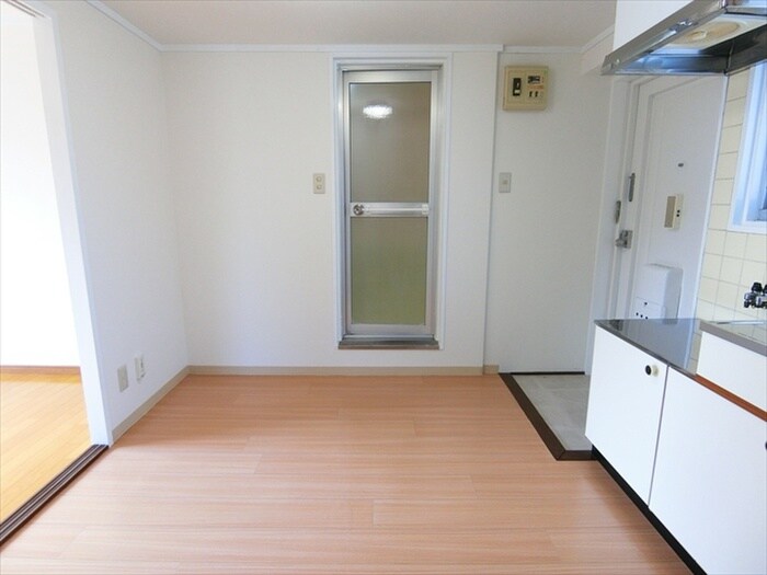 物件内観写真14　(居室)