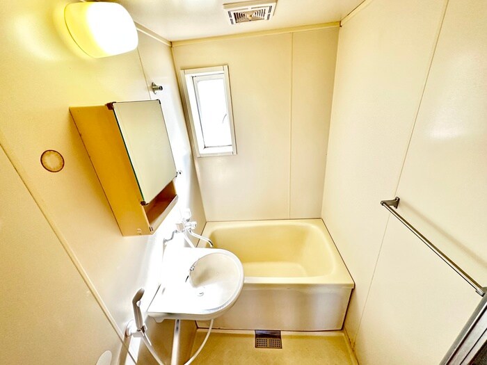 物件内観写真12　(バス／シャワールーム等)