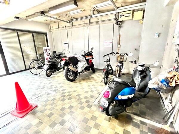 駐輪場