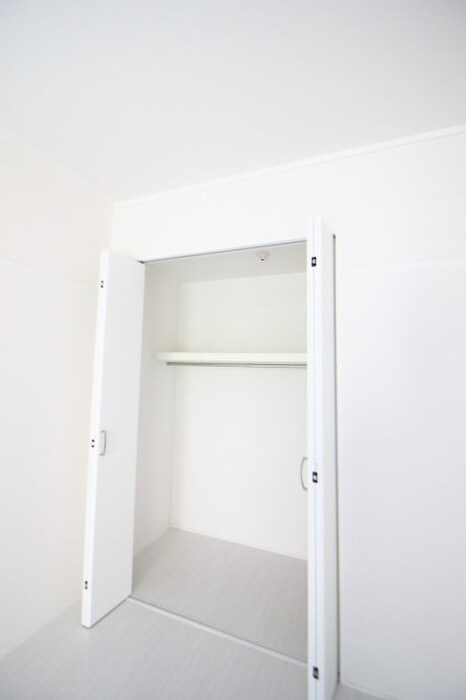 物件内観写真11　(収納)