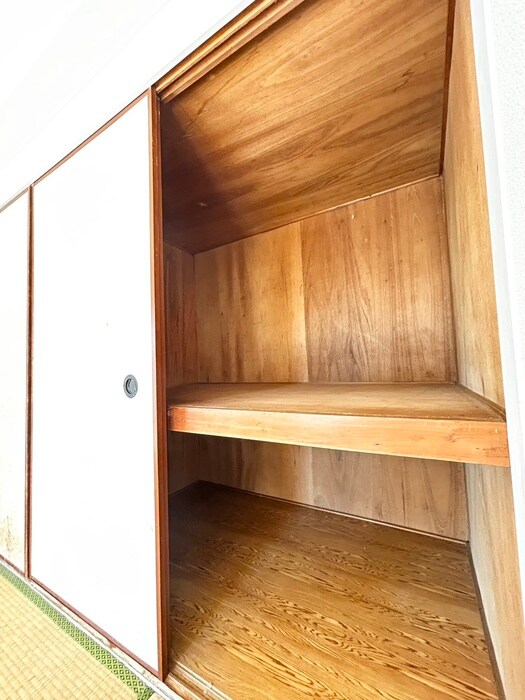 物件内観写真12　(収納)