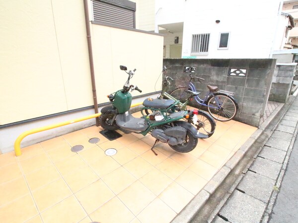 駐輪場