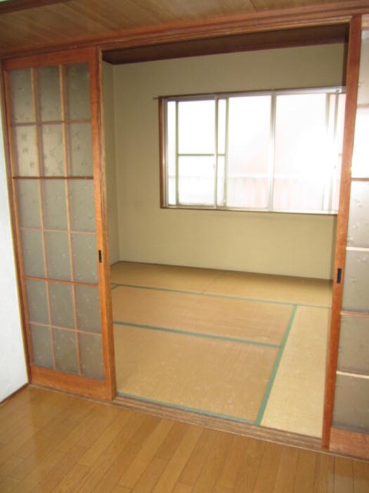 物件内観写真6　(居室)