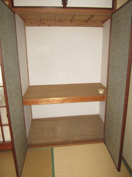 物件内観写真7　(収納)