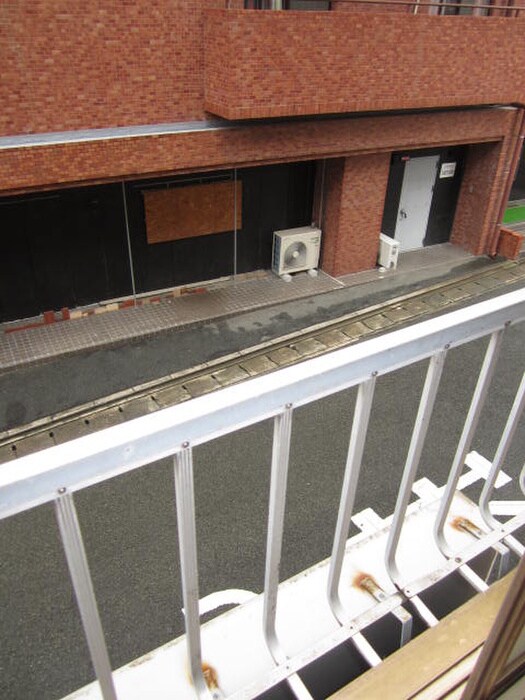 物件内観写真11　(室内からの展望)