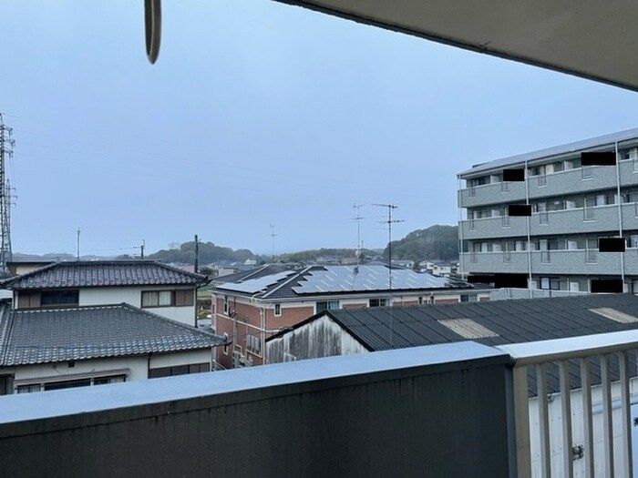 物件内観写真18　(室内からの展望)