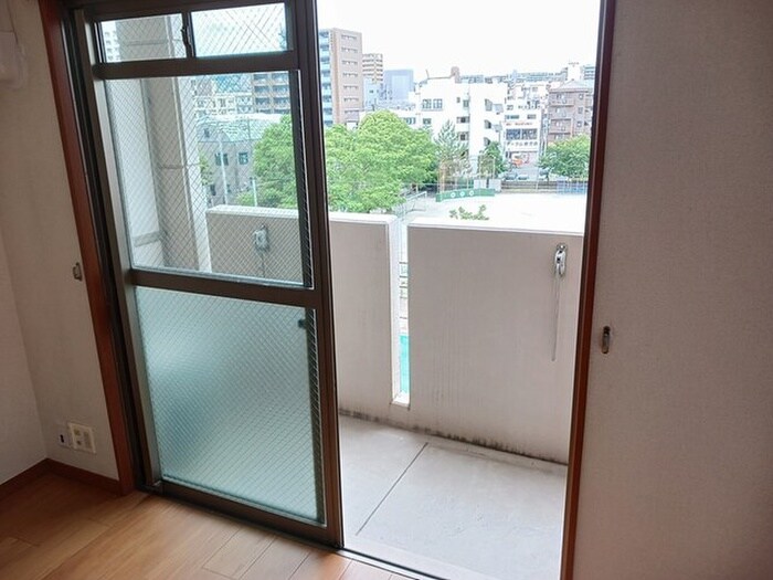 物件内観写真14　(居室)