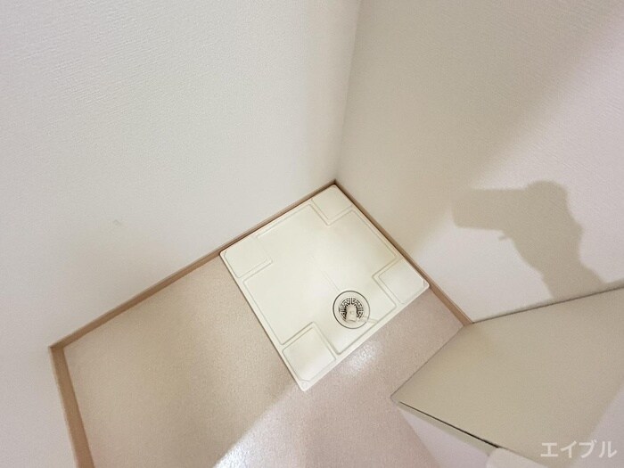 物件内観写真12　(洗濯機置場)