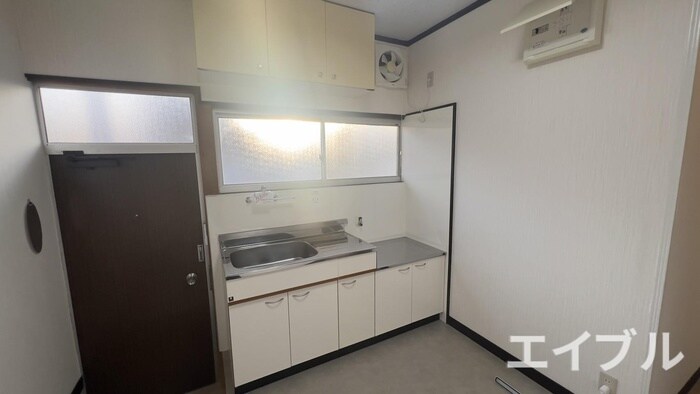 物件内観写真8　(キッチン)