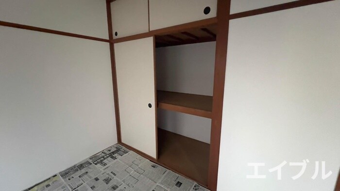 物件内観写真13　(収納)